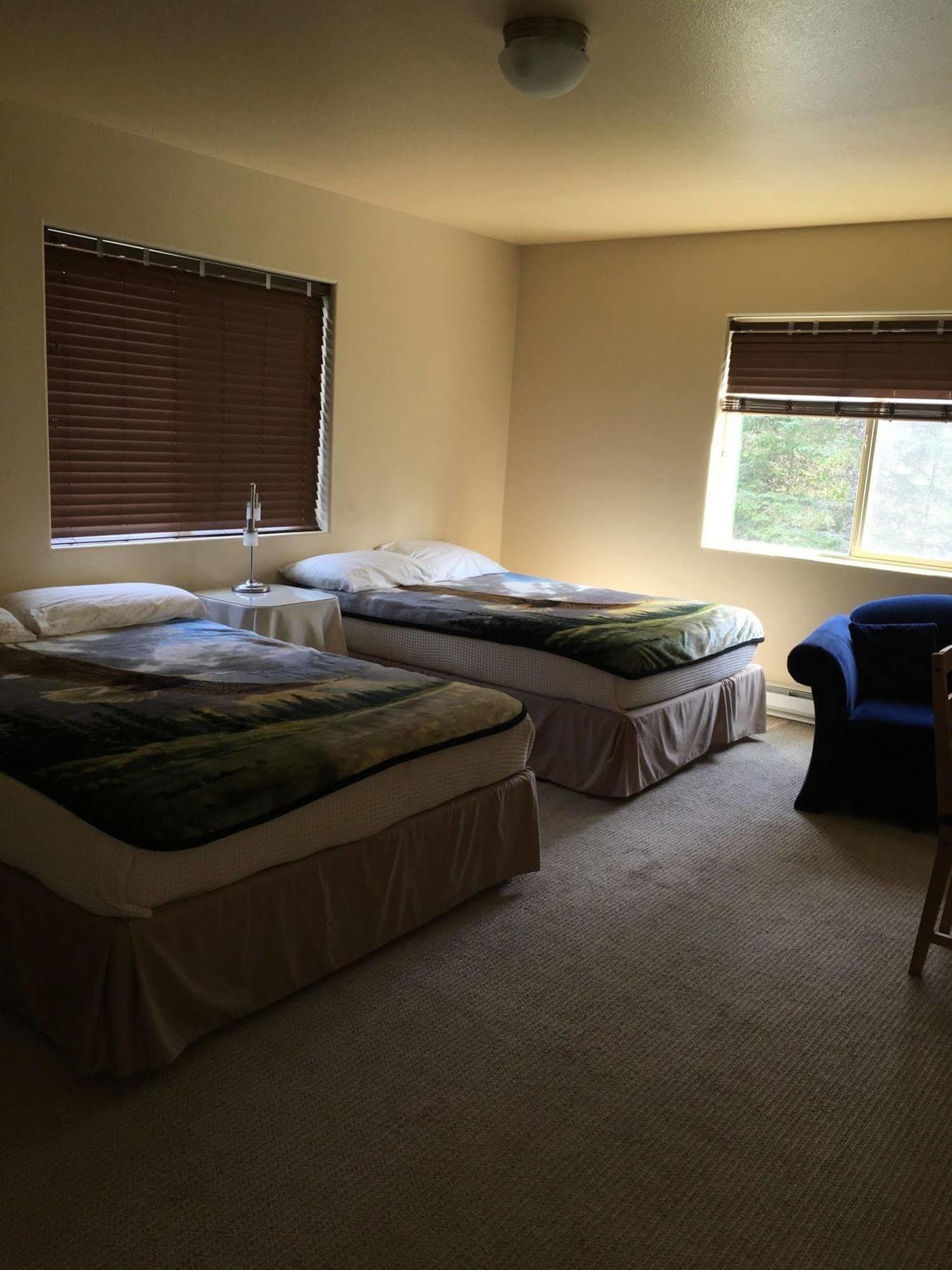 Twin Peaks Lodge And Rv Park Seward Esterno foto